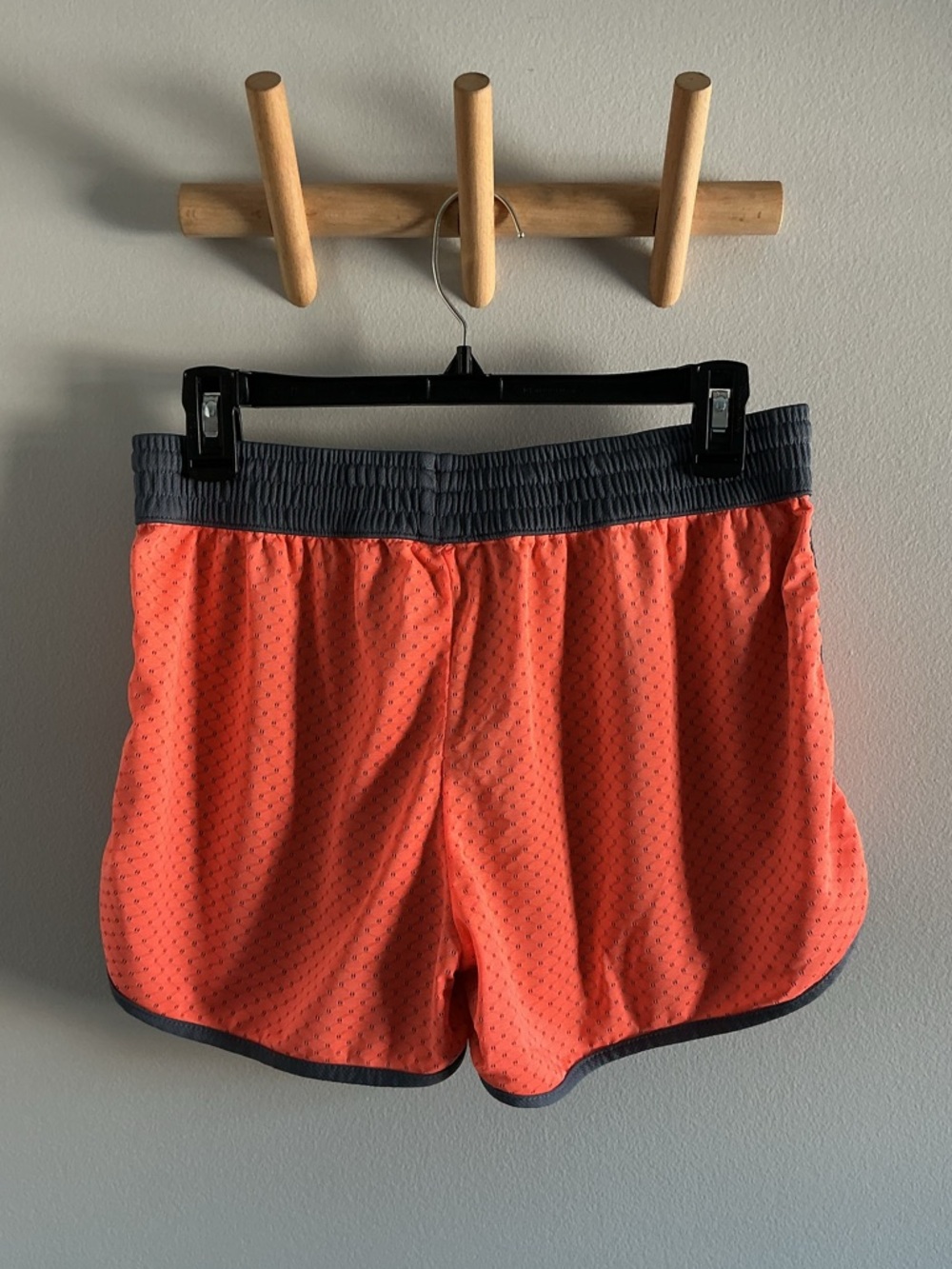 Women's Mesh Active Shorts - Picture 2 of 6